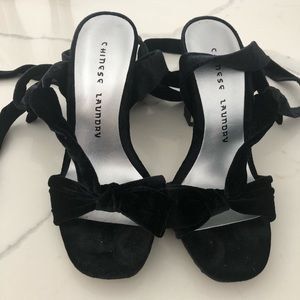 Velvet lace up sandals with bow